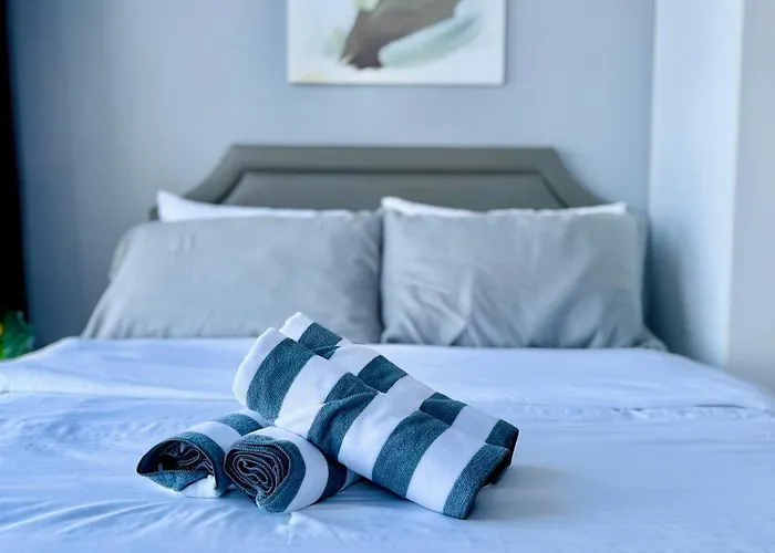 Azure Urban Residences Staycation 2 Bedroom Penthouse Aparthotel Manila